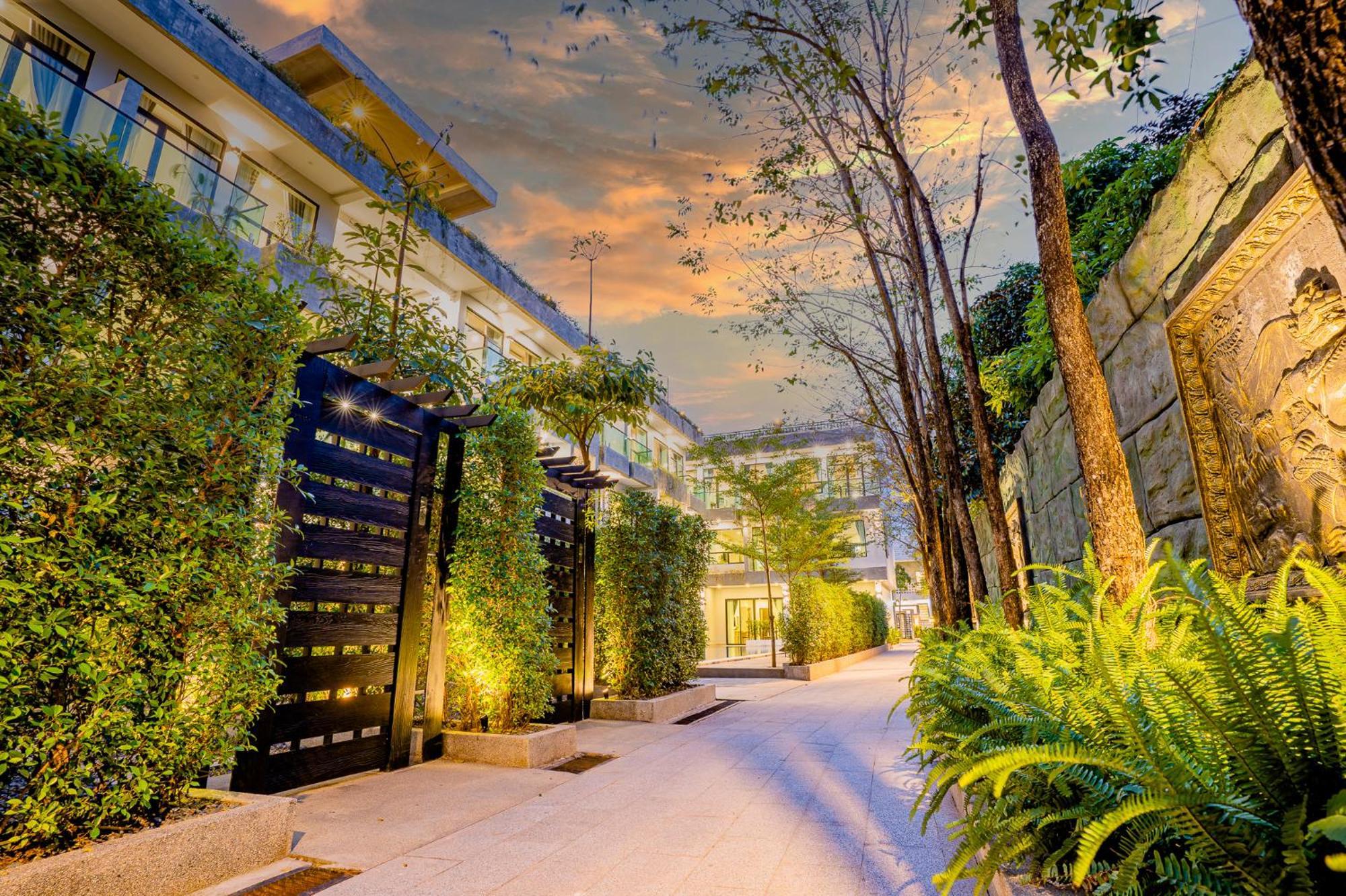 Rainforest Hotel By Nsun Kampot Exterior photo